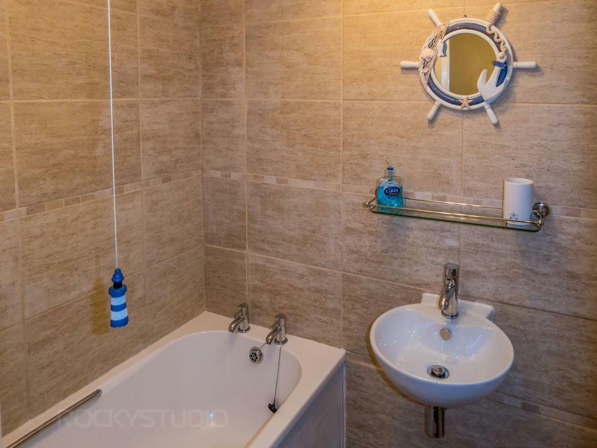 Ferienwohnung Looe Self Catering Exterior foto